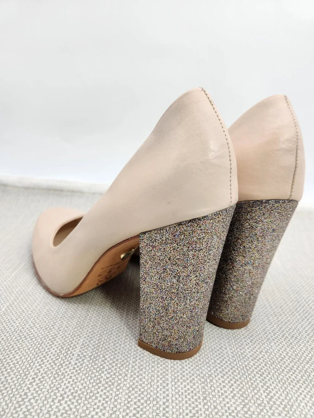 Guilhermina Anthropologie Size 7 M Pumps Cream Nude Leather Glitter Heels